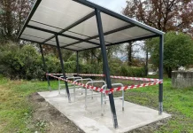Elkészült a biciklitároló Verőce-Magyarkút vasúti megállóhelyen